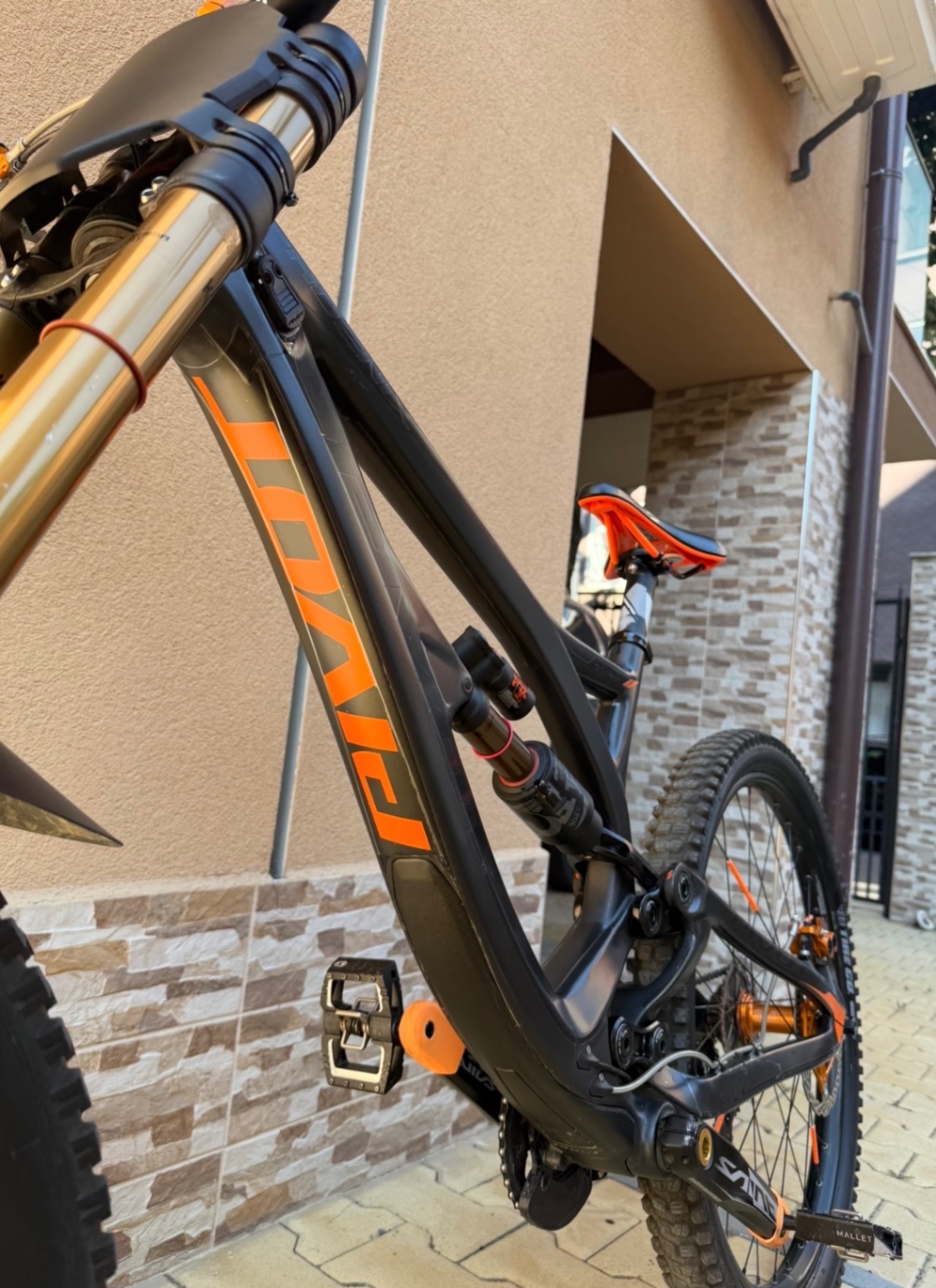 Pivot Phoenix view 4