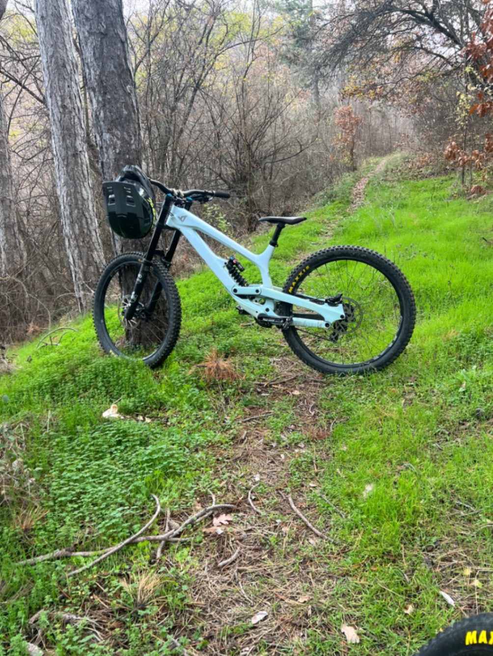 YT Industries Tues Pro