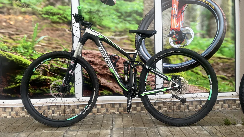 Bike view 8