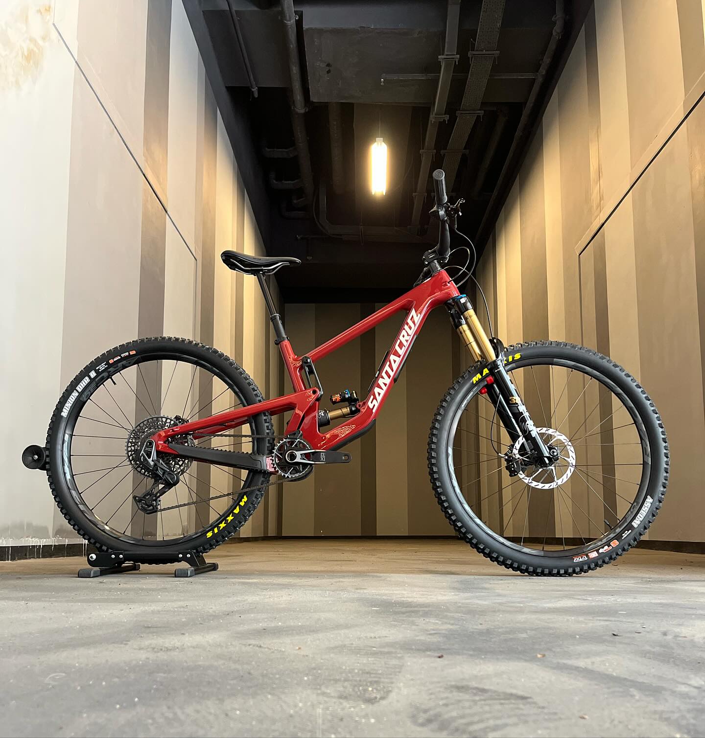 Santa Cruz Megatower 2 CC X0 AXS | Buy in Nameri.Bike