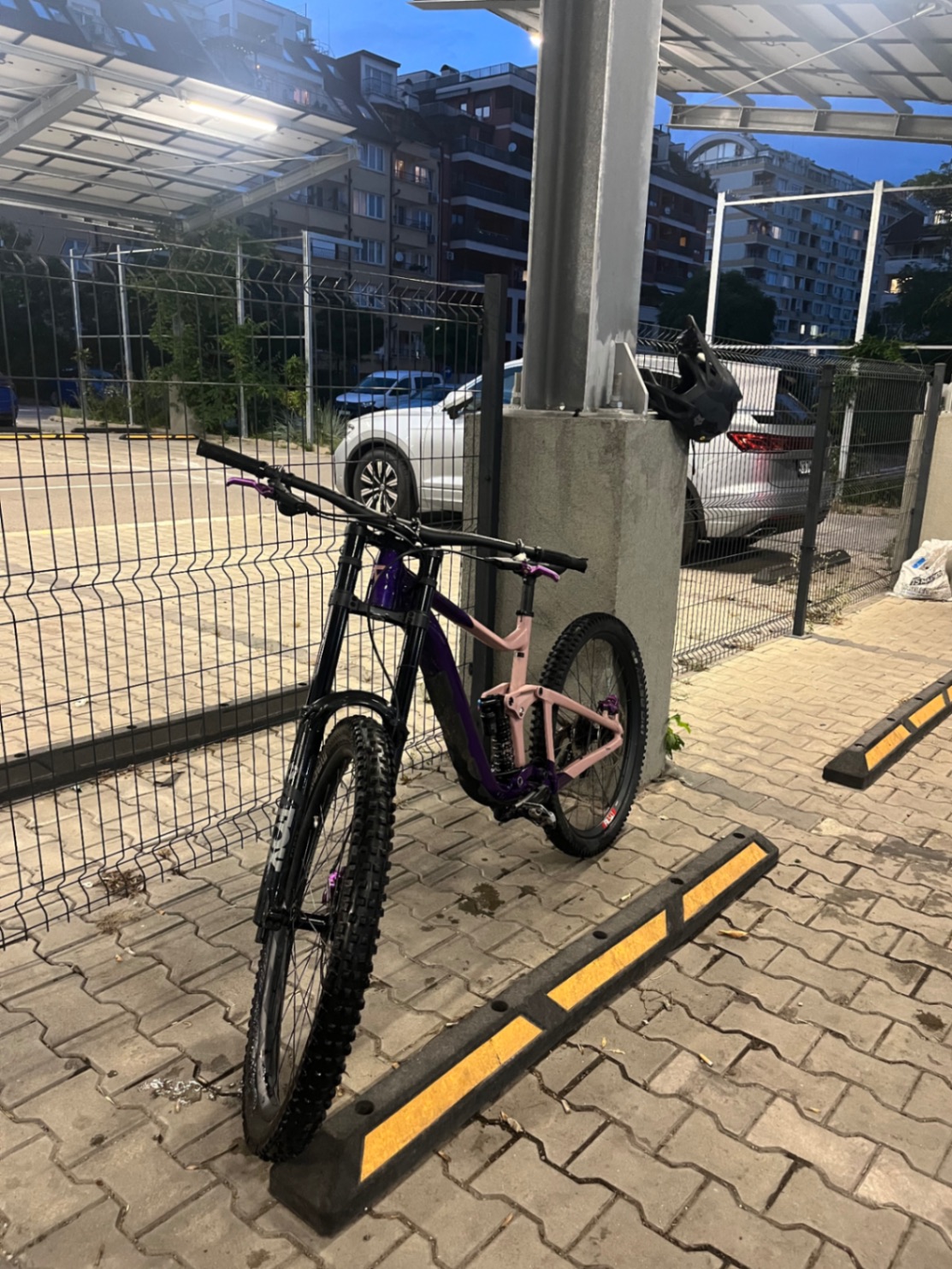 Giant Reign SX