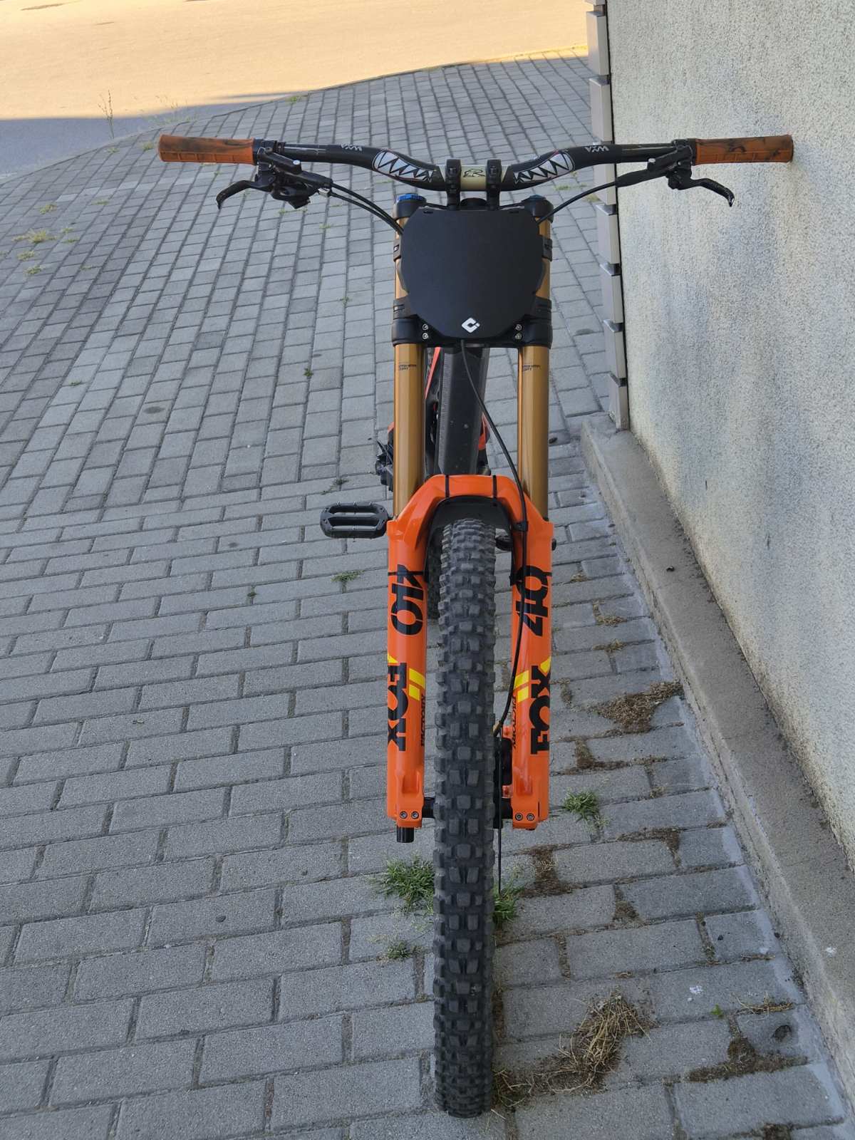 Canyon Sender CF 9.0
