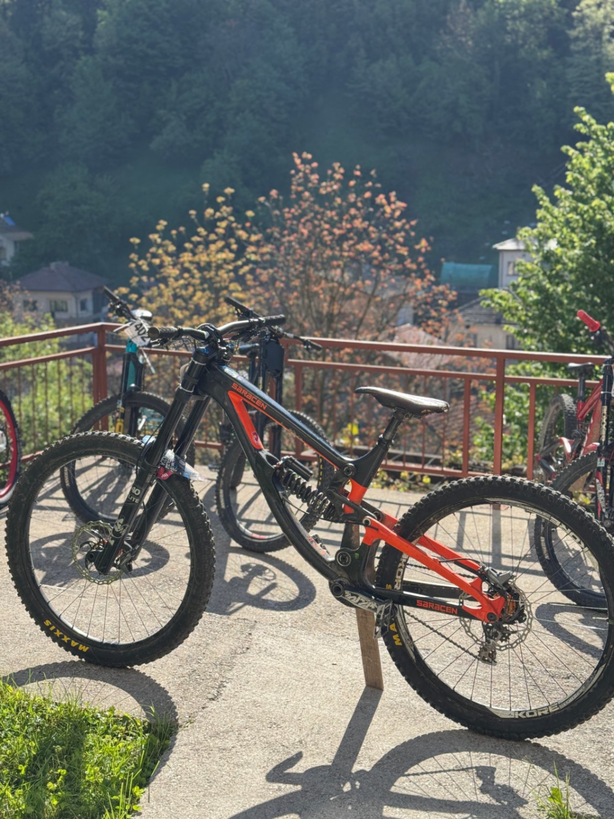 Saracen Myst X view 4