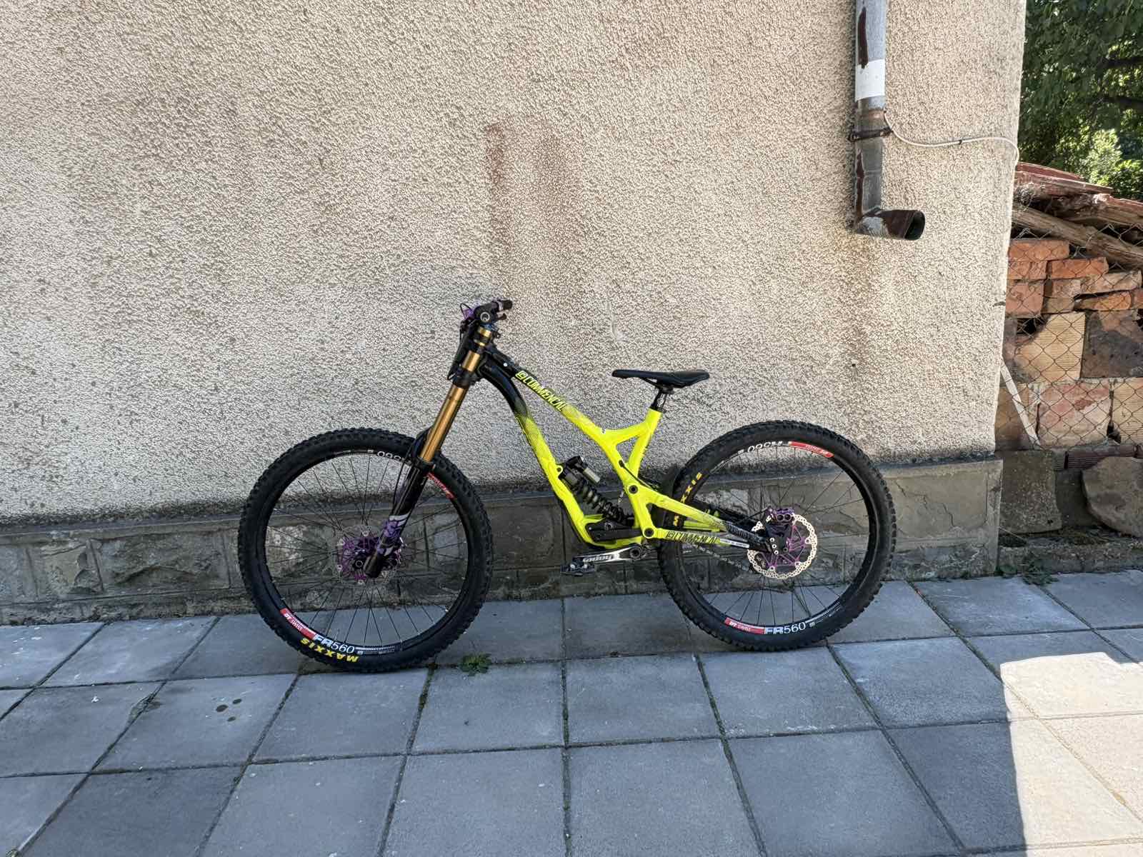 Commencal Supreme DH Race