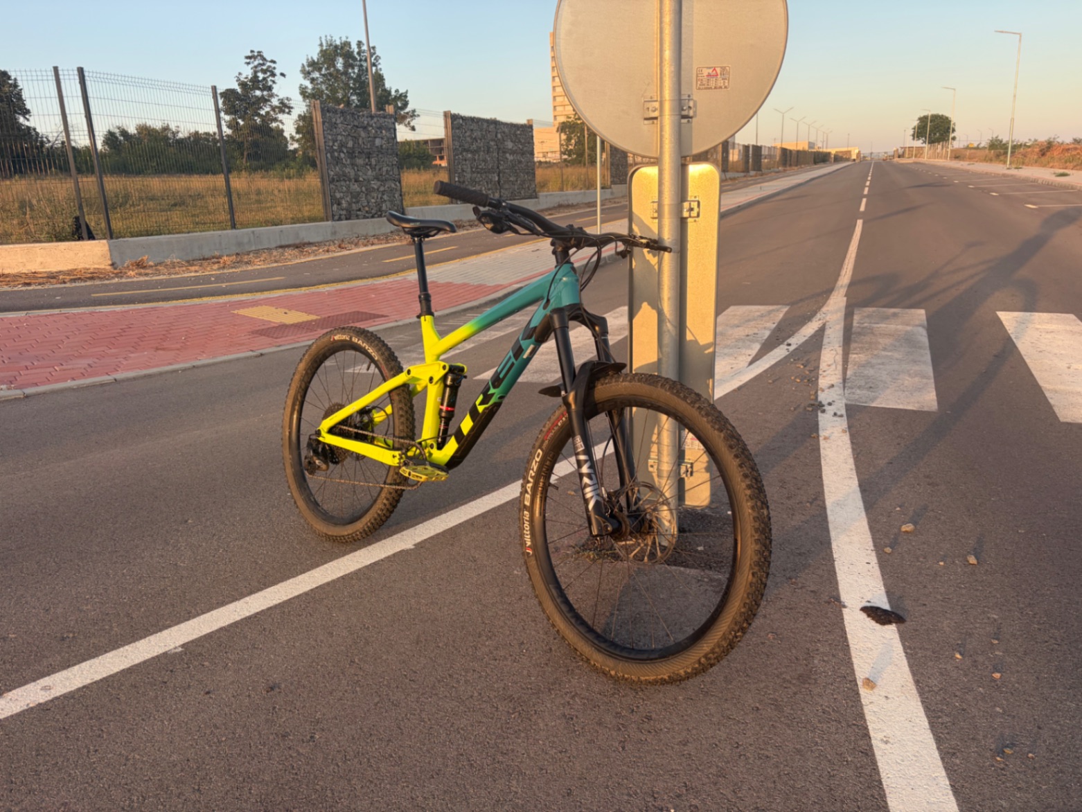 Bike view 3