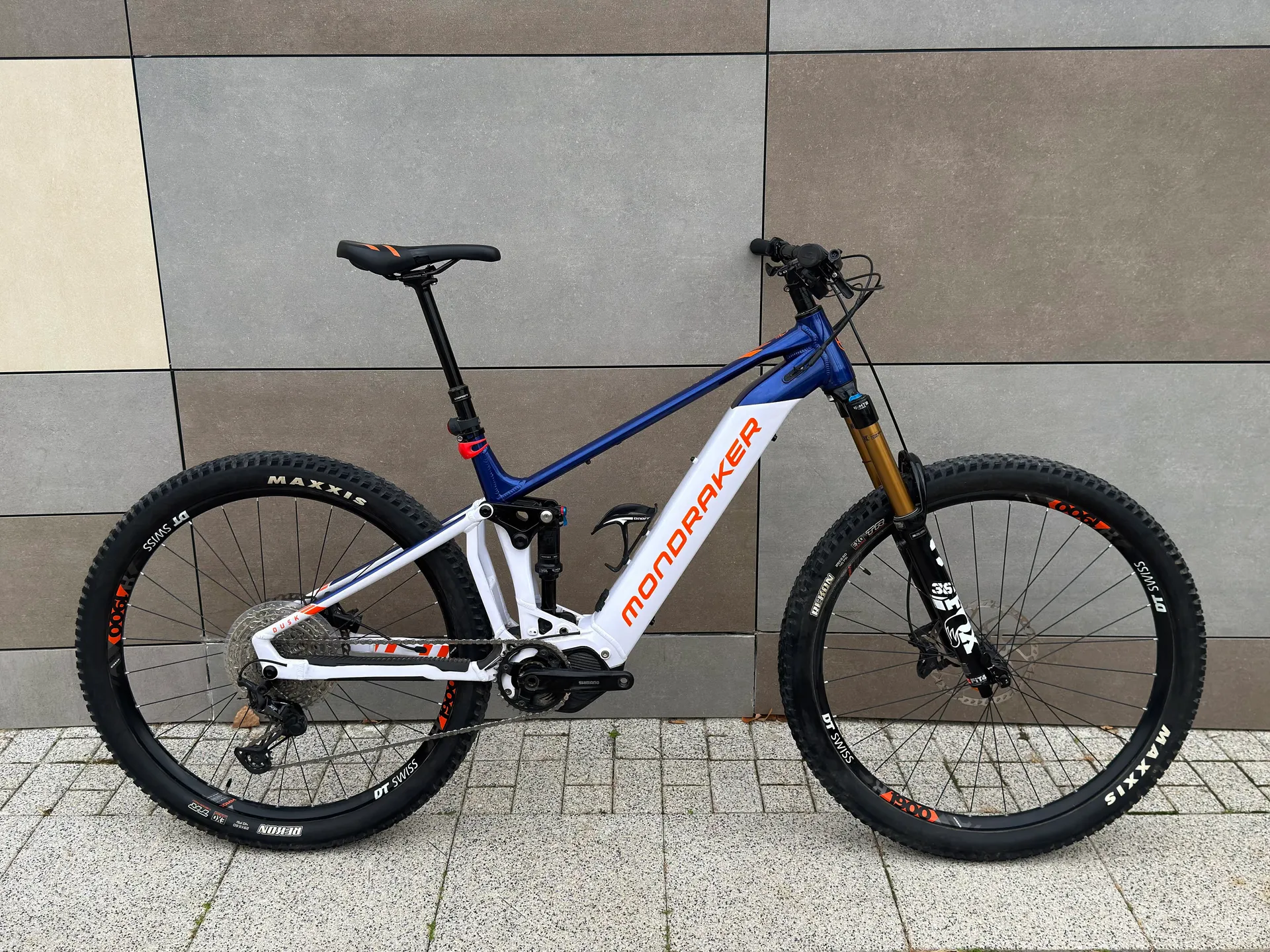 Mondraker Dusk RR view 2