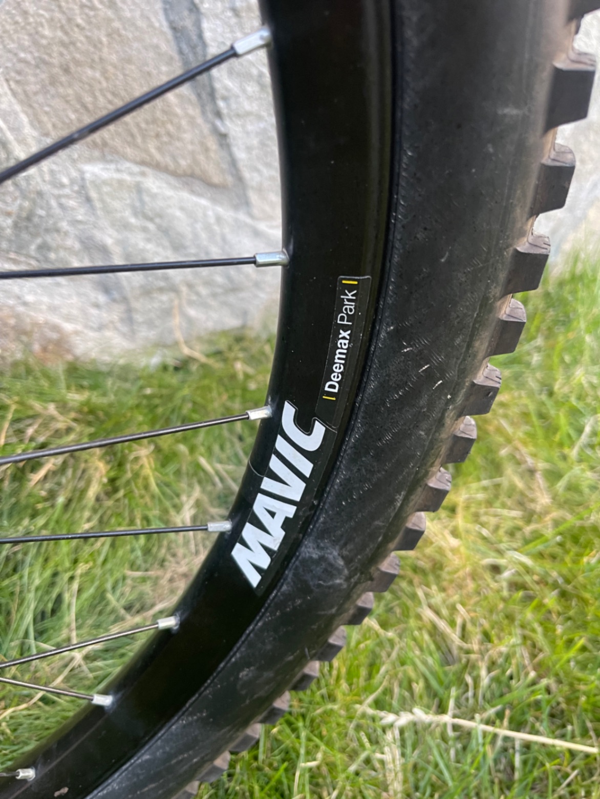 Mondraker Summum R view 10