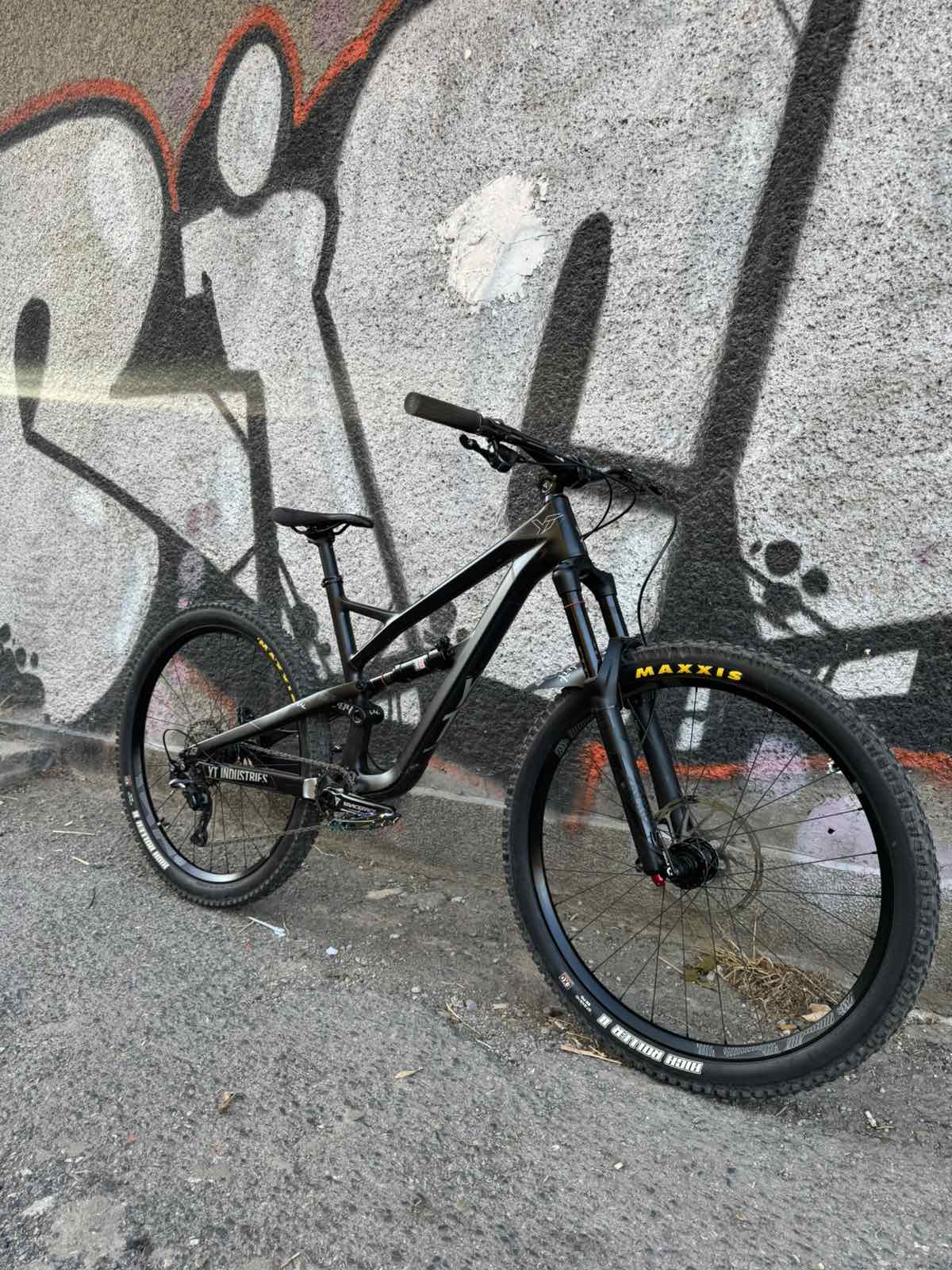 YT Industries Jeffsy CF Pro